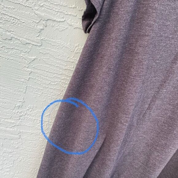 Wonder Women 1X Tee With Handkerchief Hem - Picture 11 of 11